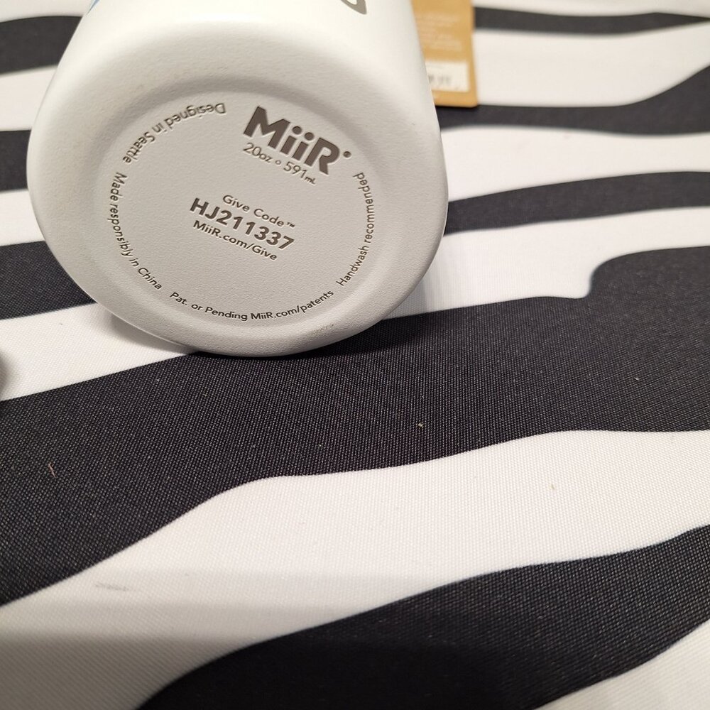 NWT MiiR NUUN water bottle - Picture 4 of 8